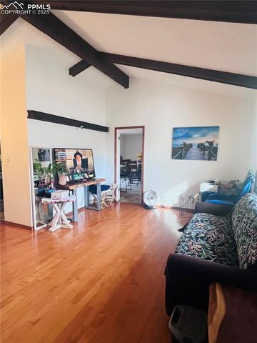 5916 Wolf Creek Place, Colorado Springs, CO 80918