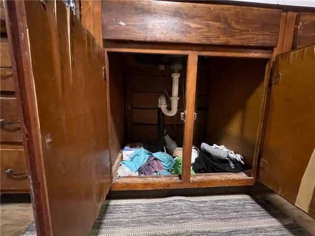 1007 S S Center Ave, Somerset Twp, PA 15501