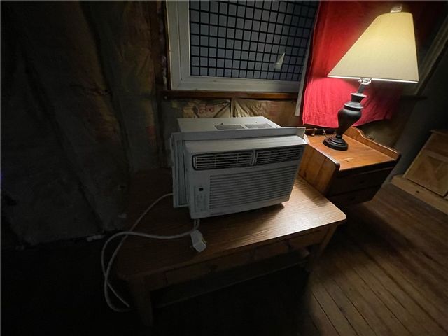 1007 S S Center Ave, Somerset Twp, PA 15501