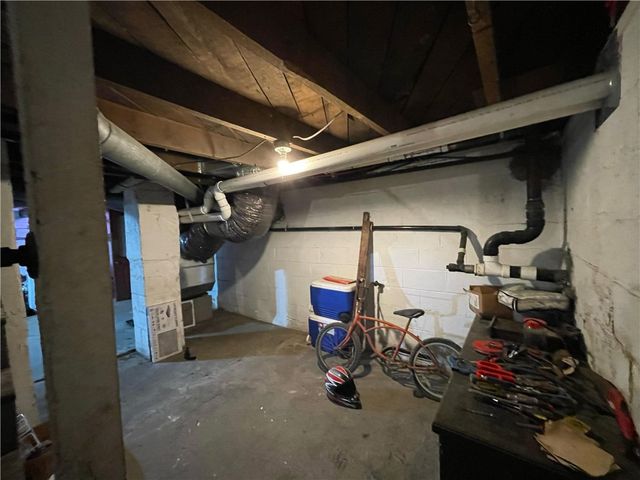 1007 S S Center Ave, Somerset Twp, PA 15501