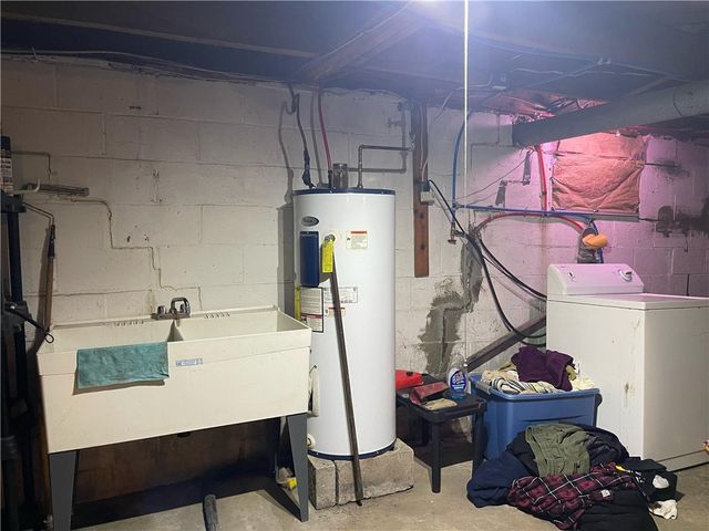 1007 S S Center Ave, Somerset Twp, PA 15501