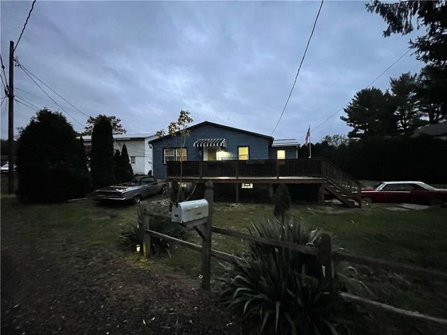 1007 S S Center Ave, Somerset Twp, PA 15501