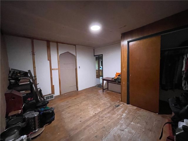 1007 S S Center Ave, Somerset Twp, PA 15501