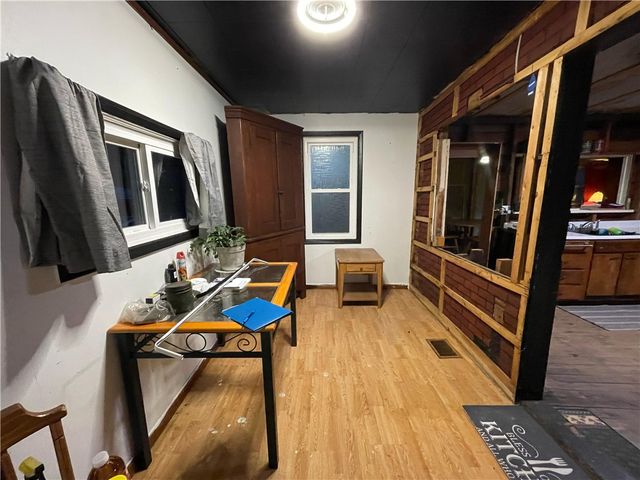 1007 S S Center Ave, Somerset Twp, PA 15501