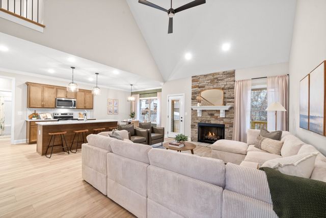 867 Burley Barn Rd, Clarksville, TN 37042