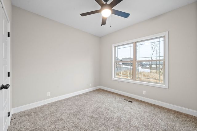 867 Burley Barn Rd, Clarksville, TN 37042