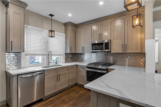 127 University Avenue, Buffalo, NY 14214
