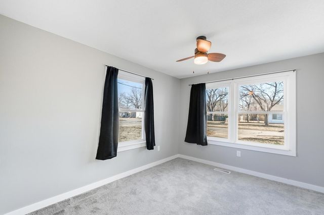 757 N Dougherty Ave, Wichita, KS 67212
