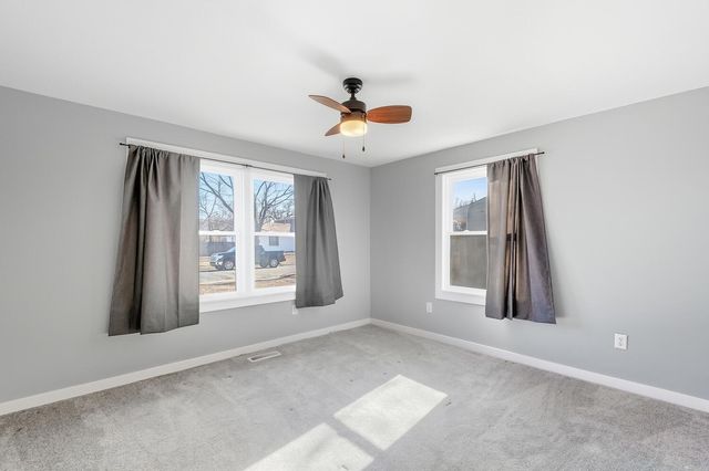 757 N Dougherty Ave, Wichita, KS 67212
