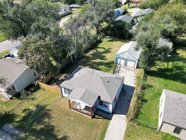 757 N Dougherty Ave, Wichita, KS 67212
