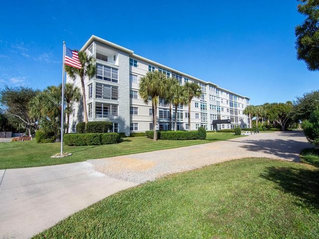 2333 Indian River Boulevard 506, Vero Beach, FL 32960