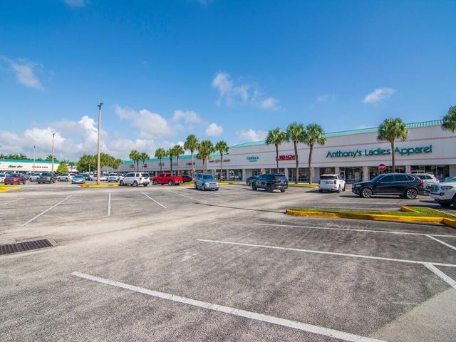 2333 Indian River Boulevard 506, Vero Beach, FL 32960