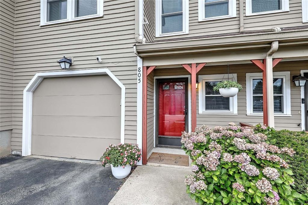 200 Heroux Boulevard 805, Cumberland, RI 02864