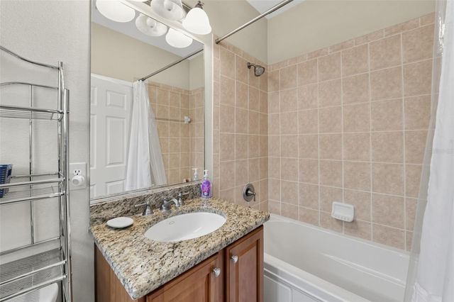 424 BAHIA BEACH BOULEVARD, Ruskin, FL 33570