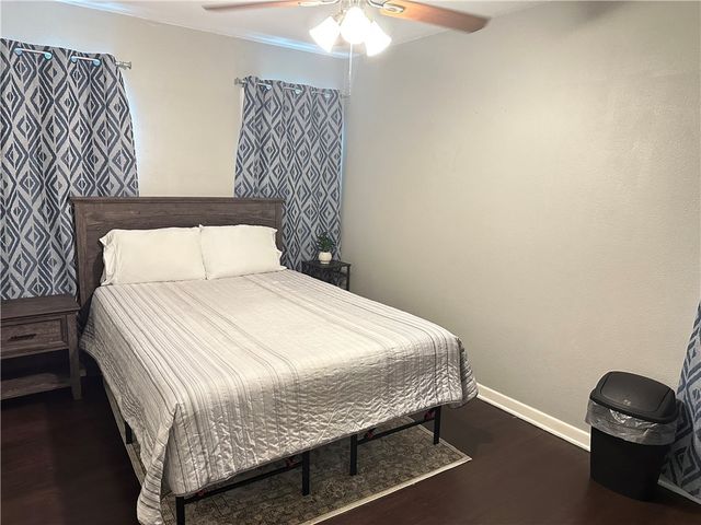 2837 Santa Fe St, Corpus Christi, TX 78404