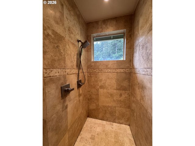 120 MAPLE RIDGE Rd, Woodland, WA 98674