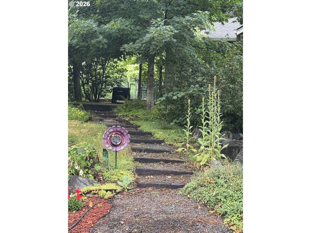 120 MAPLE RIDGE Rd, Woodland, WA 98674