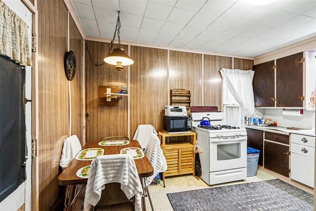 3011 Riverview Drive, Kalamazoo, MI 49004