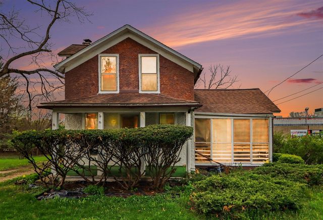 3011 Riverview Drive, Kalamazoo, MI 49004