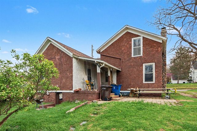 3011 Riverview Drive, Kalamazoo, MI 49004