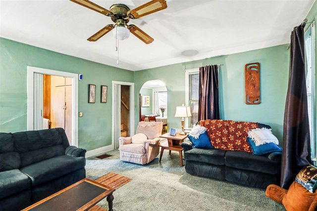 3011 Riverview Drive, Kalamazoo, MI 49004