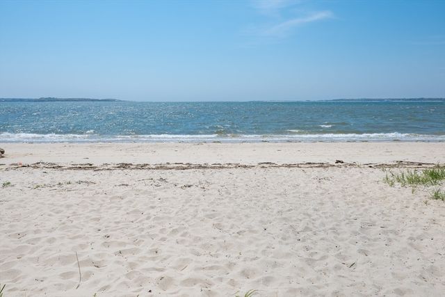 111 Lewis Rd, Yarmouth, MA 02673