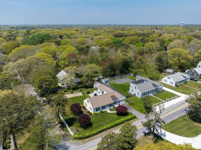 111 Lewis Rd, Yarmouth, MA 02673