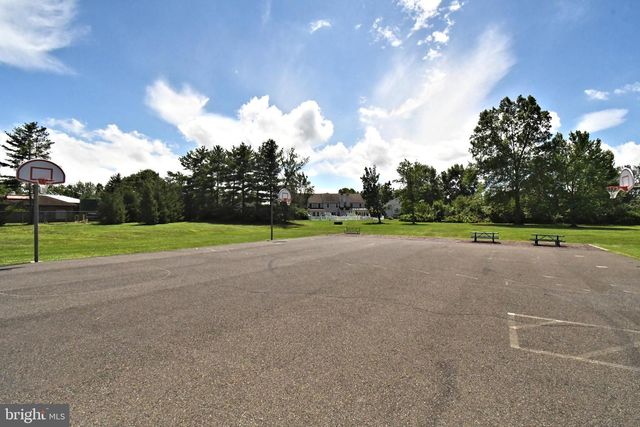 237 ALLEM LN, Perkasie, PA 18944
