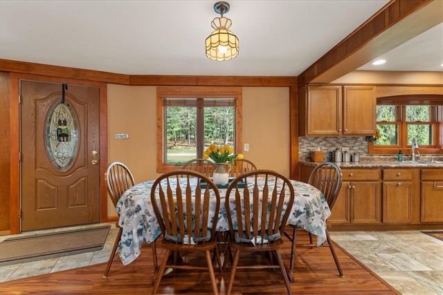 70902 Sunrise Drive, Edwardsburg, MI 49112