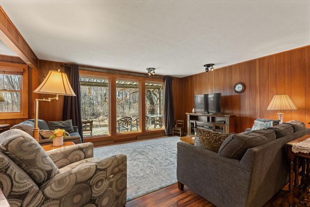 70902 Sunrise Drive, Edwardsburg, MI 49112