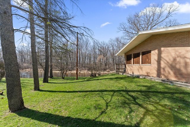 70902 Sunrise Drive, Edwardsburg, MI 49112