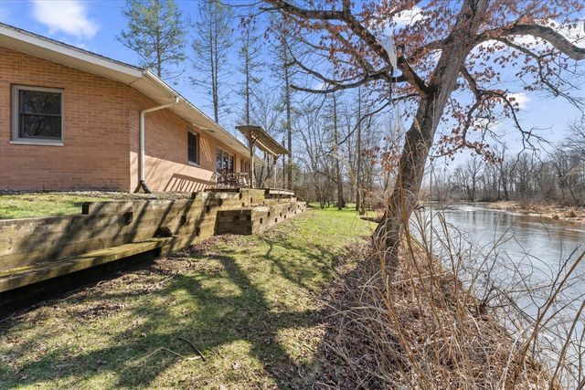 70902 Sunrise Drive, Edwardsburg, MI 49112