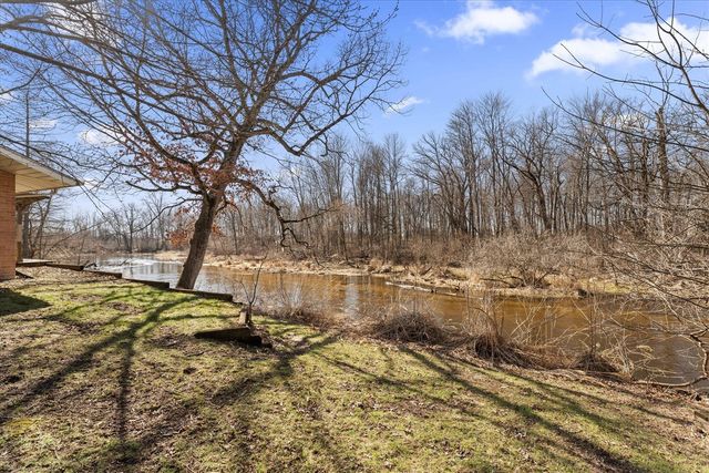 70902 Sunrise Drive, Edwardsburg, MI 49112