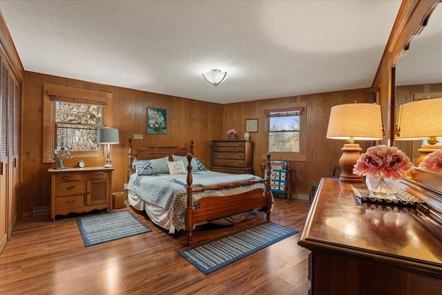 70902 Sunrise Drive, Edwardsburg, MI 49112