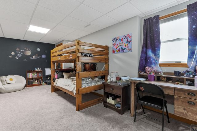 33 Longitude Drive, Mount Vernon, OH 43050