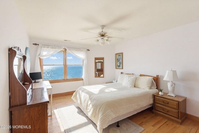 12204 N Old Whaling Lane, Long Beach Twp, NJ 08008