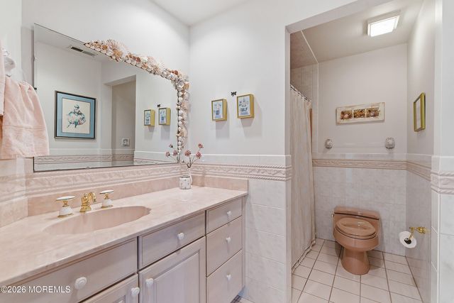 12204 N Old Whaling Lane, Long Beach Twp, NJ 08008