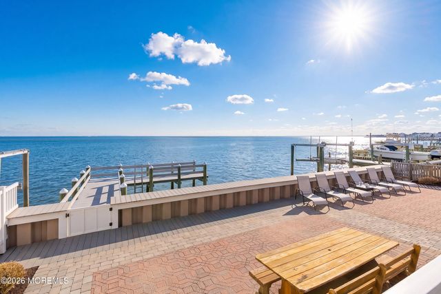 12204 N Old Whaling Lane, Long Beach Twp, NJ 08008