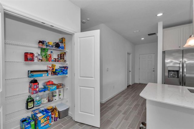 7464 SW 77TH AVENUE, Ocala, FL 34481