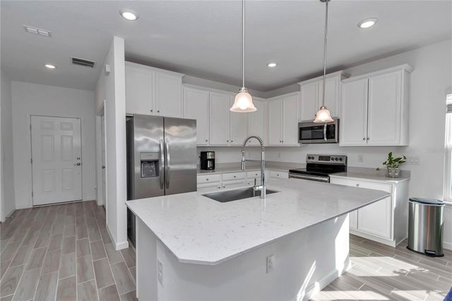 7464 SW 77TH AVENUE, Ocala, FL 34481