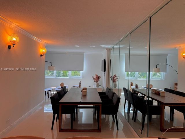 2301 Collins Avenue 427, Miami Beach, FL 33139