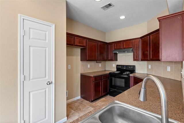 1950 Natalie Rose Drive, Houston, TX 77090
