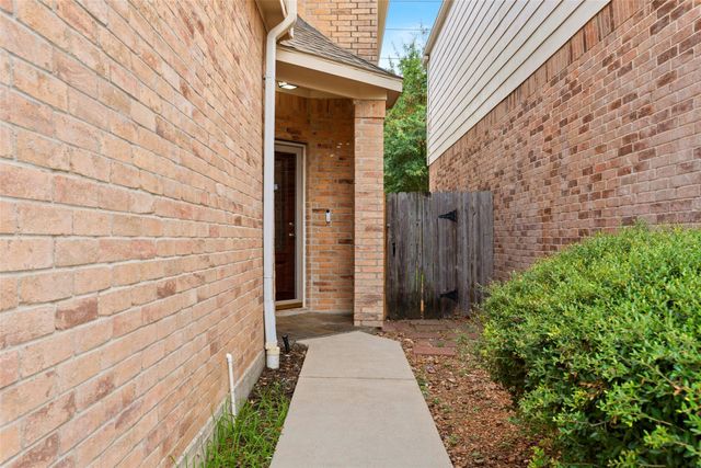 1950 Natalie Rose Drive, Houston, TX 77090