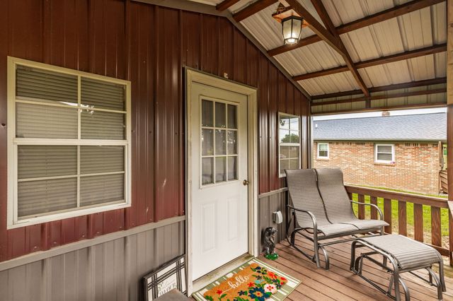 160 Blackey Bandy Rd, Bethpage, TN 37022