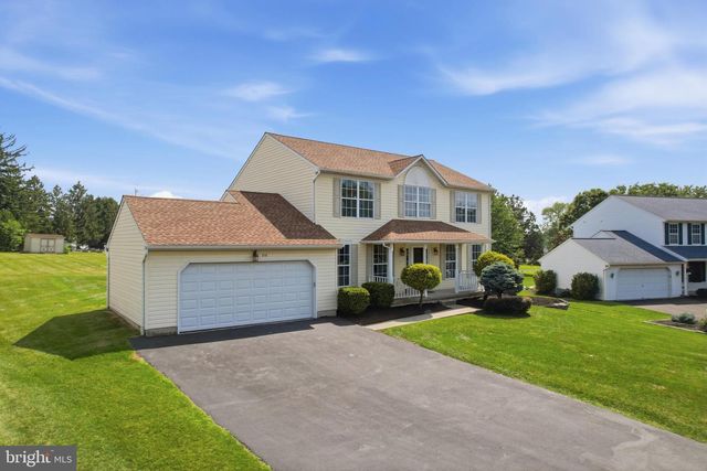 218 STRASSBURGER RD, Perkasie, PA 18944