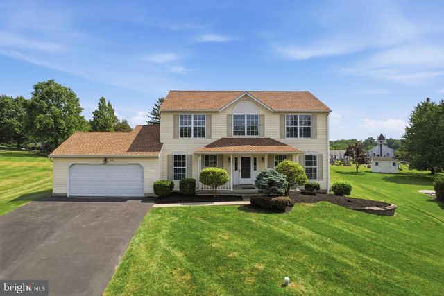 218 STRASSBURGER RD, Perkasie, PA 18944