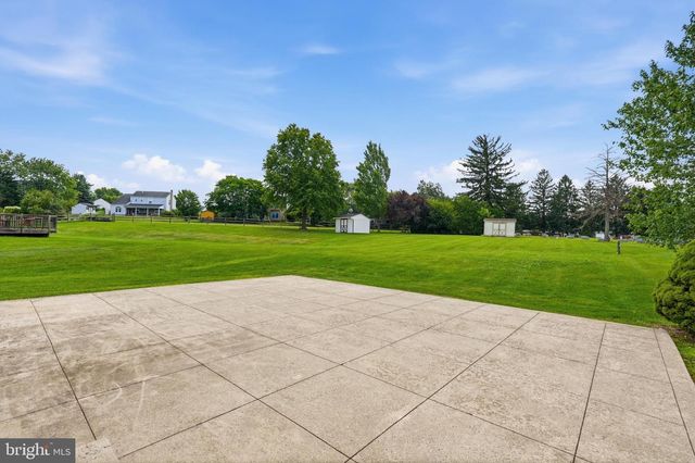 218 STRASSBURGER RD, Perkasie, PA 18944