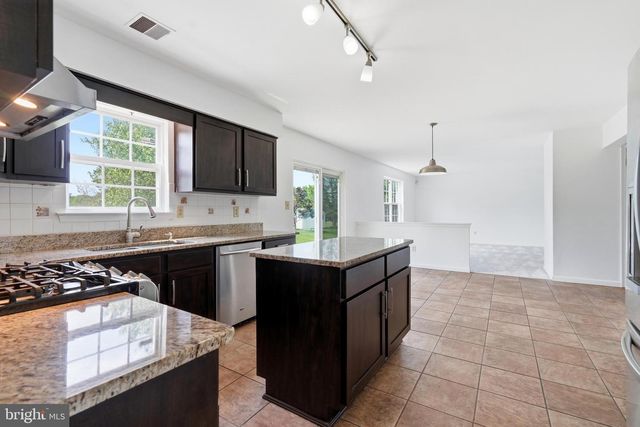 218 STRASSBURGER RD, Perkasie, PA 18944