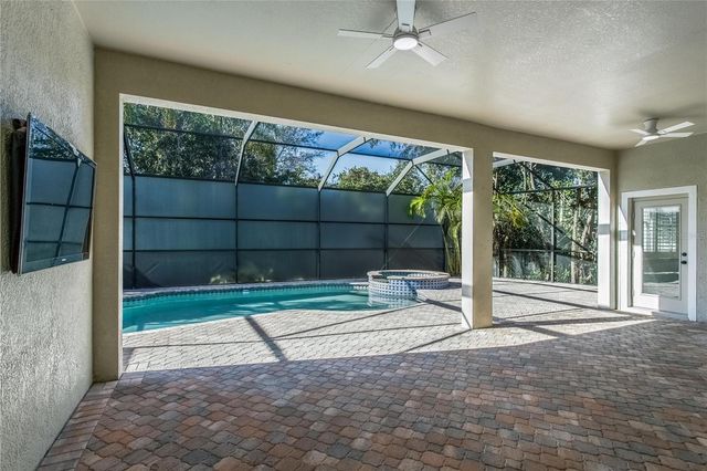 11909 MANDEVILLA COURT, Tampa, FL 33626