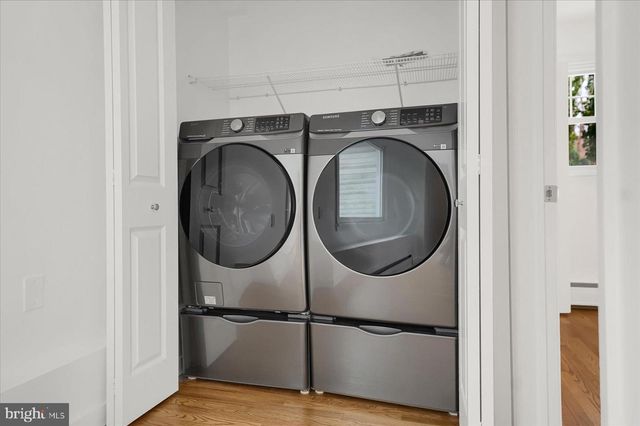 537 KEMMERER RD, State College, PA 16801